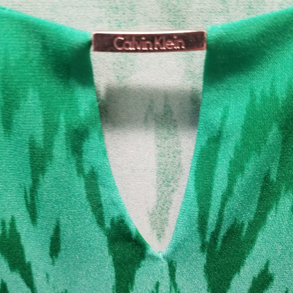 Calvin Klein_Eyelete Mixed Pattern Top - Picture 3 of 9